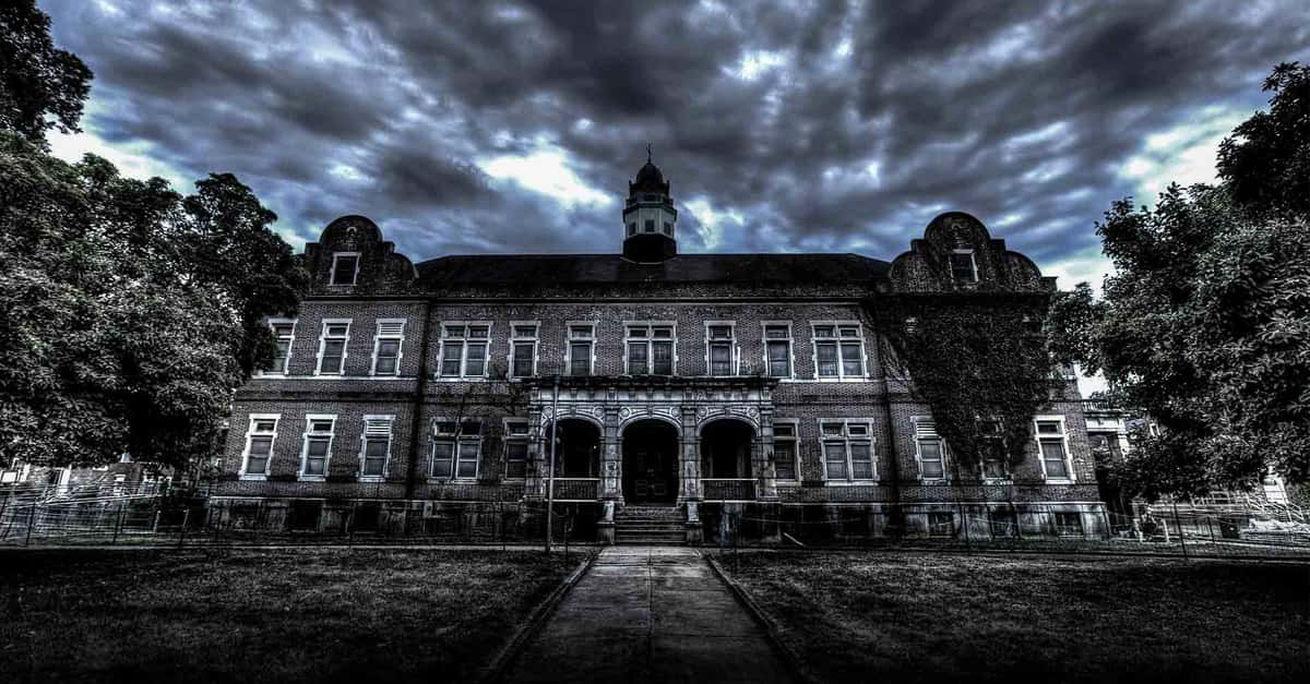 Freaky Facts About Insane Asylums