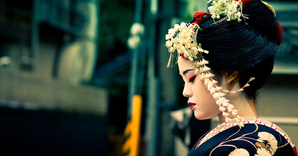 Graceful Facts About Geishas