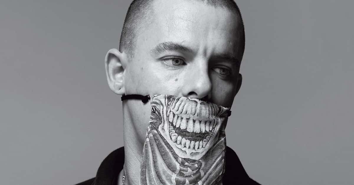 Fashionable Facts About Alexander McQueen