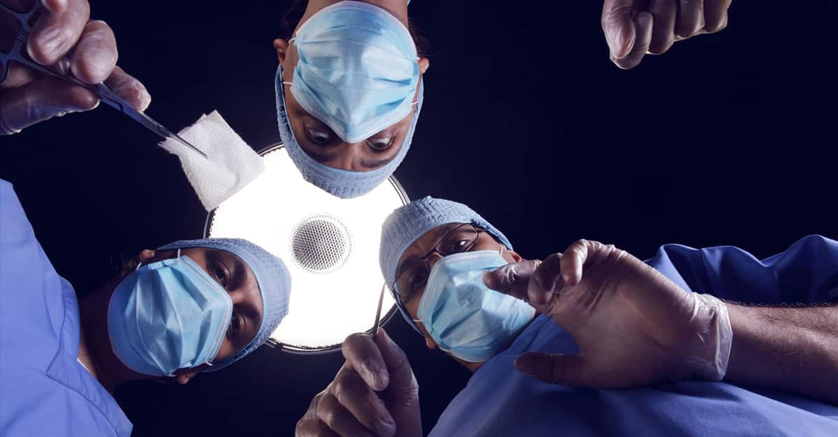 People Share Their Spine-Tingling Stories Of Near-Death Experiences