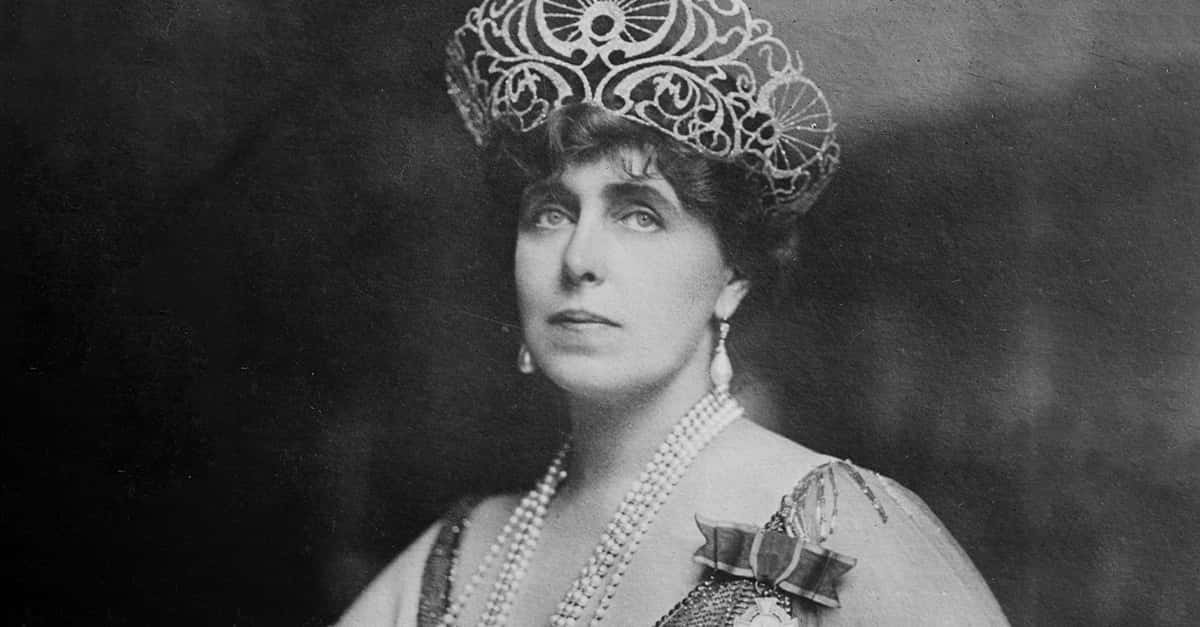 Passionate Facts About Queen Marie Of Romania, The Royal Spitfire