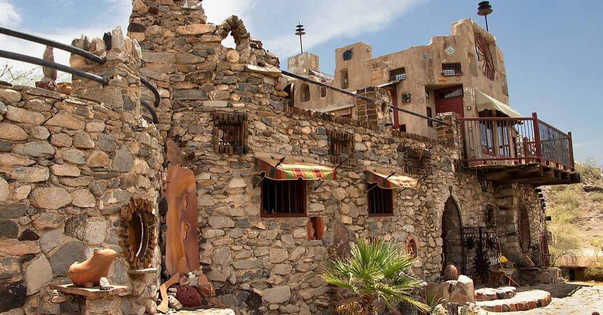 Strangest Buildings On Earth (Photos)