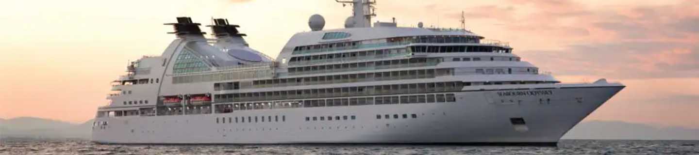 The Best Luxury Cruise Ships for the Ultimate Entertainment Experience