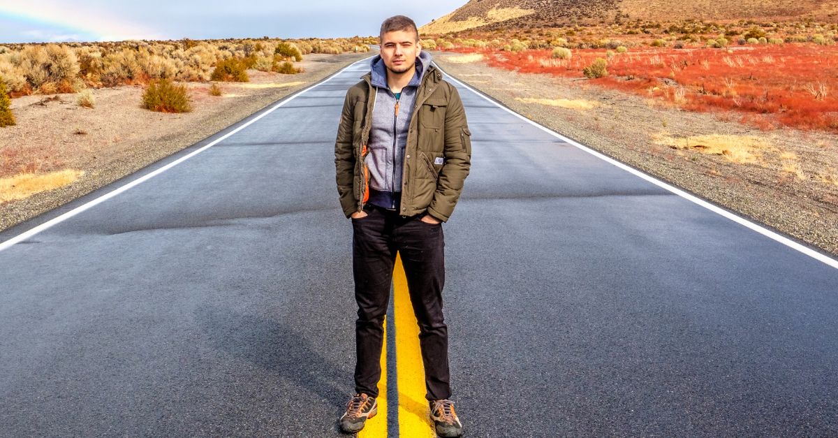 These 25 U.S. Roads Are Straight Out of a Horror Movie