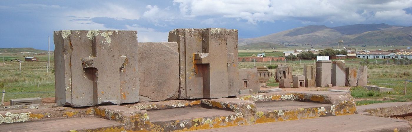 The Two Strangest Ancient Sites On Earth: Puma Punku And Tiwanaku