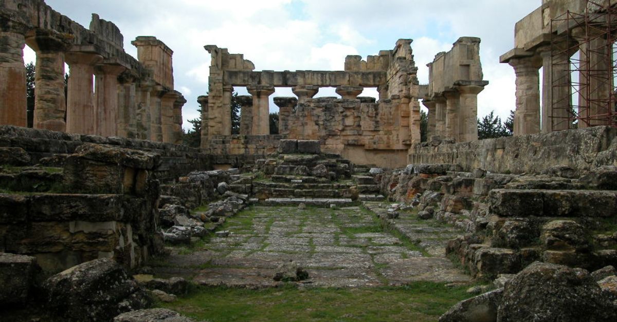 In 2023, archaeologists In Libya uncovered a haunting face. We don't know who left it there.