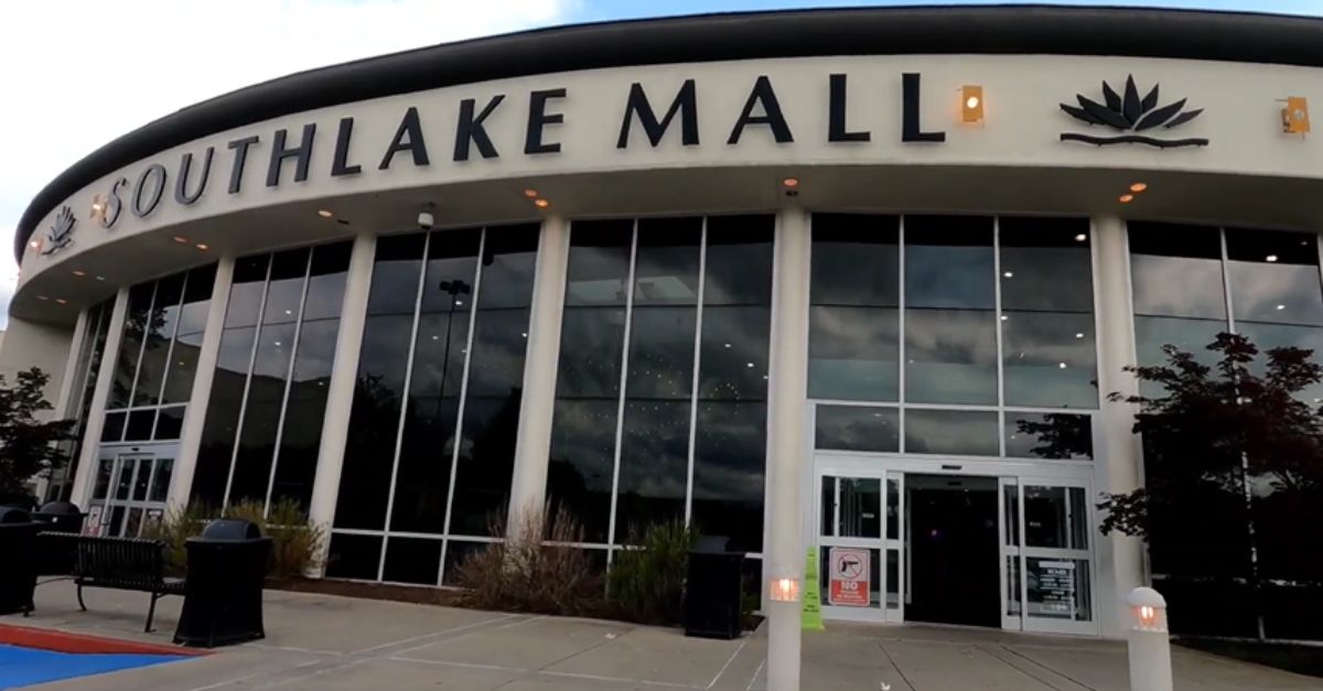 10 Massive American Malls That Could Close Soon