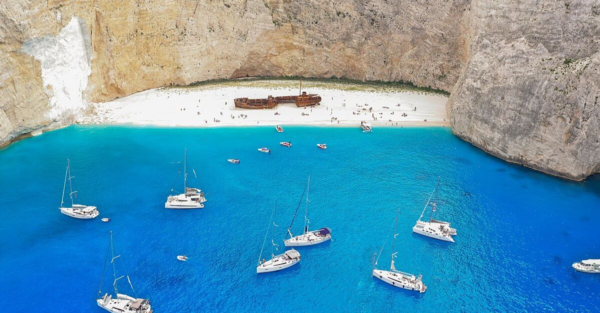 Absolutely Stunning Beaches Around The World