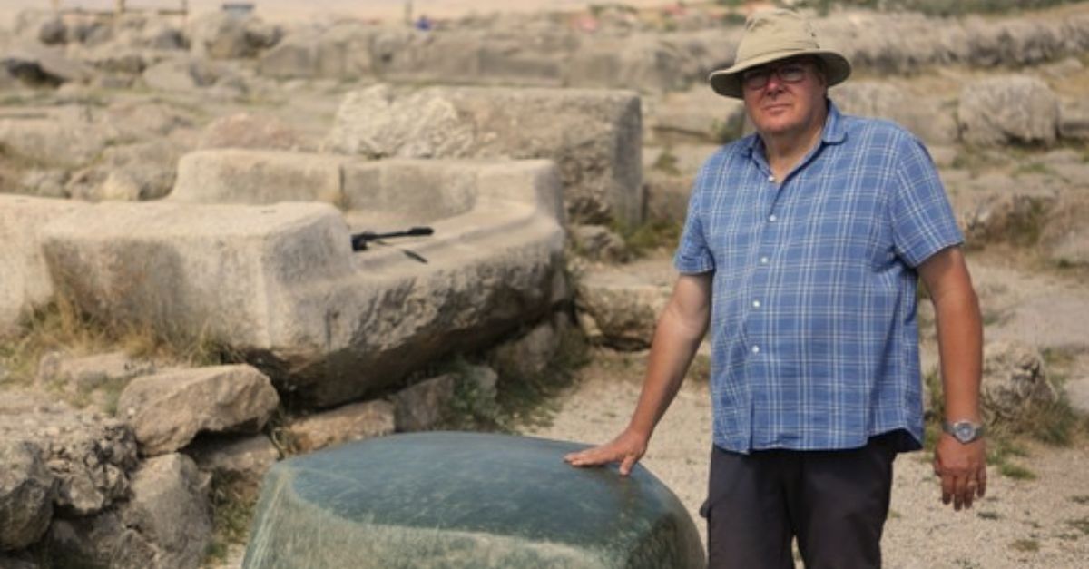 Archaeologists at 3,400-year-old Hattusa site claim that cylindrical holes and precise cuts may hint at advanced technology used during construction.