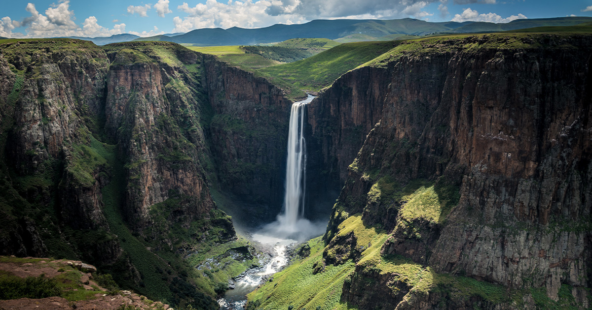 Ranking The Most Beautiful Countries On Earth—According To Photographers