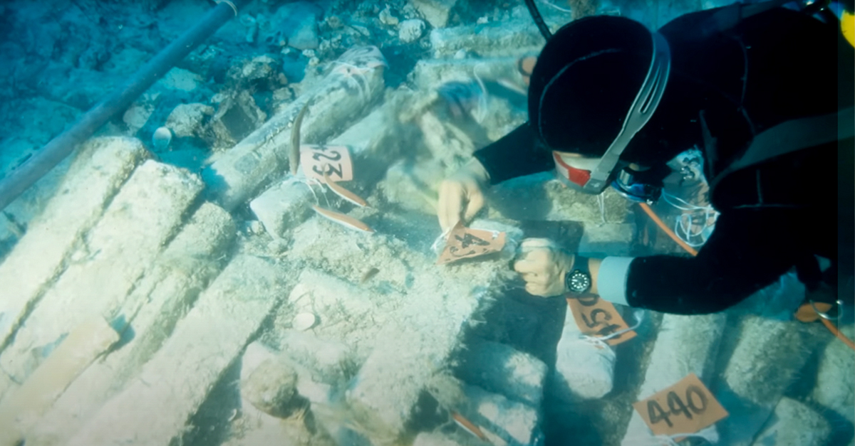 Scientists controversially used lead from an ancient Mediterranean shipwreck to search for mysterious "phantom particles."