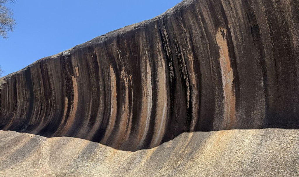 Red Wave Rocks Australia's mind-bending Wave Rock is one of the few great ancient ...