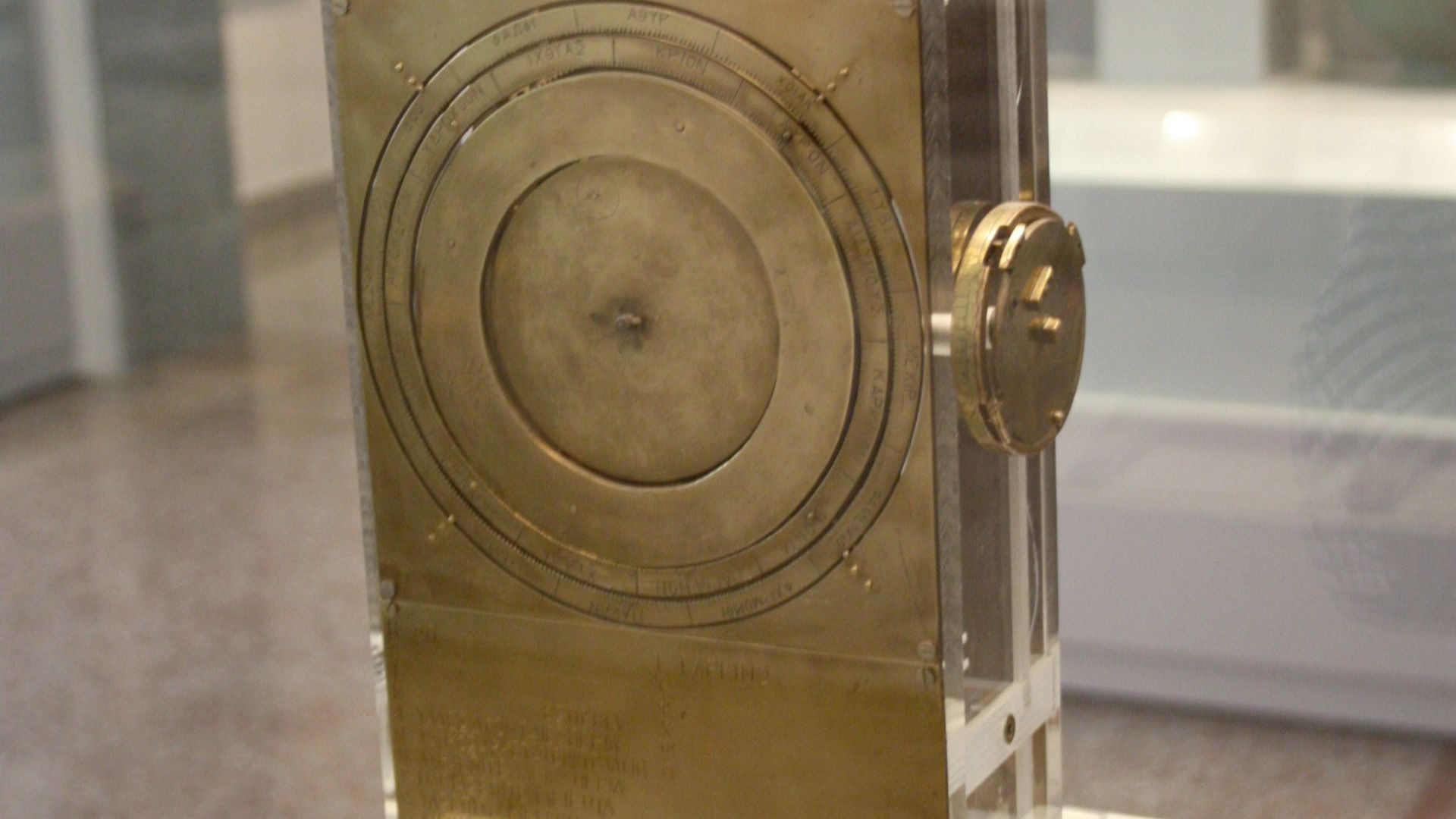In 1901, shipwreck divers found a 2,000-year-old computer that could ...