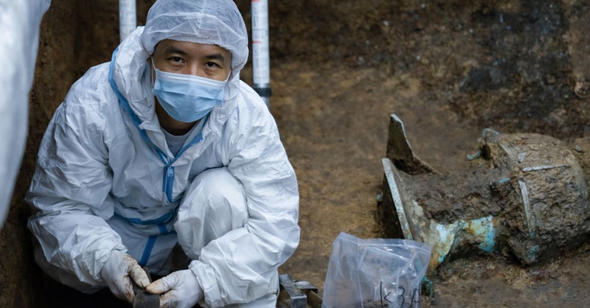 1231822575 Sacrificial Pit of Sanxingdui Ruins Site - Fb